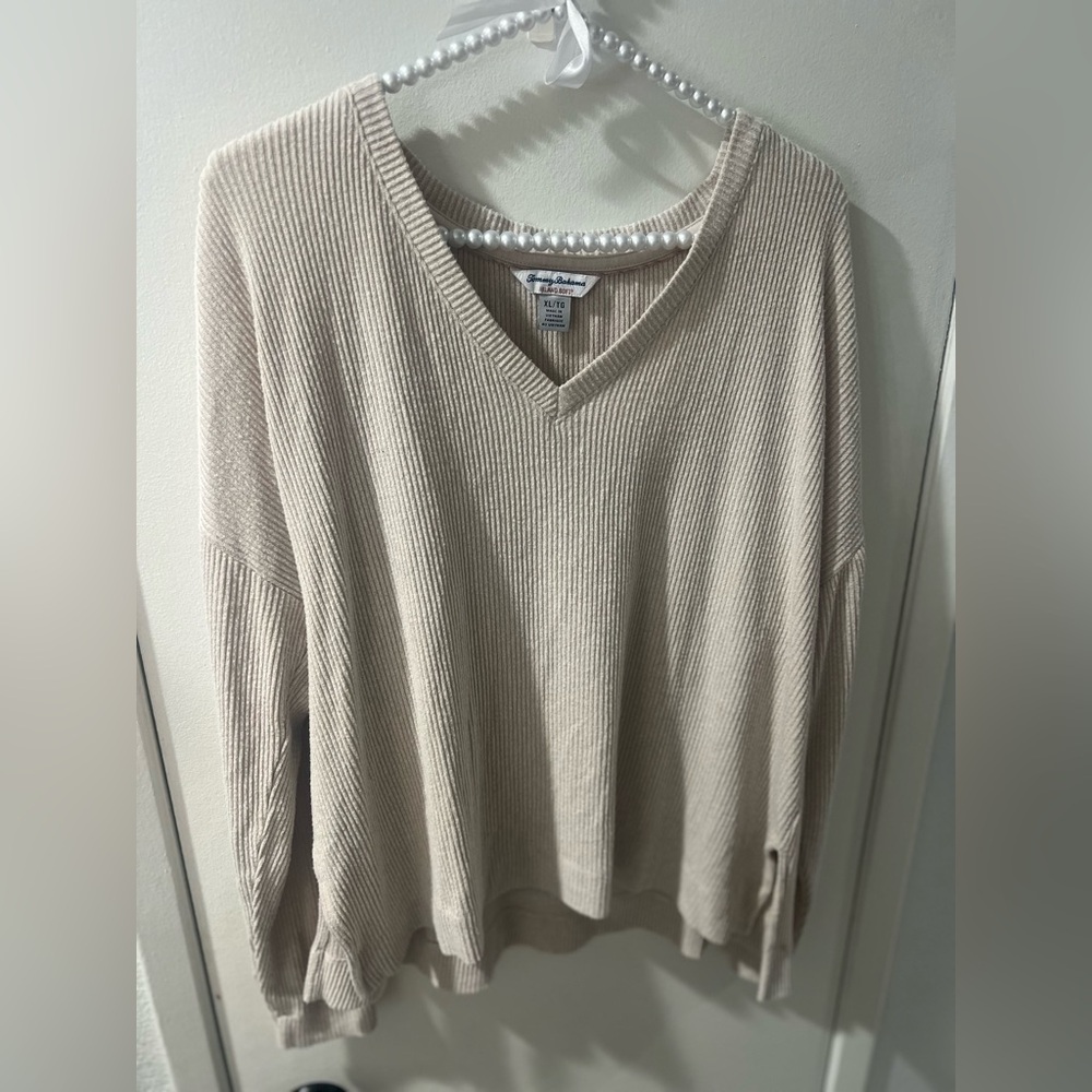 Tommy Bahama Sea Cove Island Soft Womens Ribbed V-neck Cream/White XL EUC - Picture 2 of 5